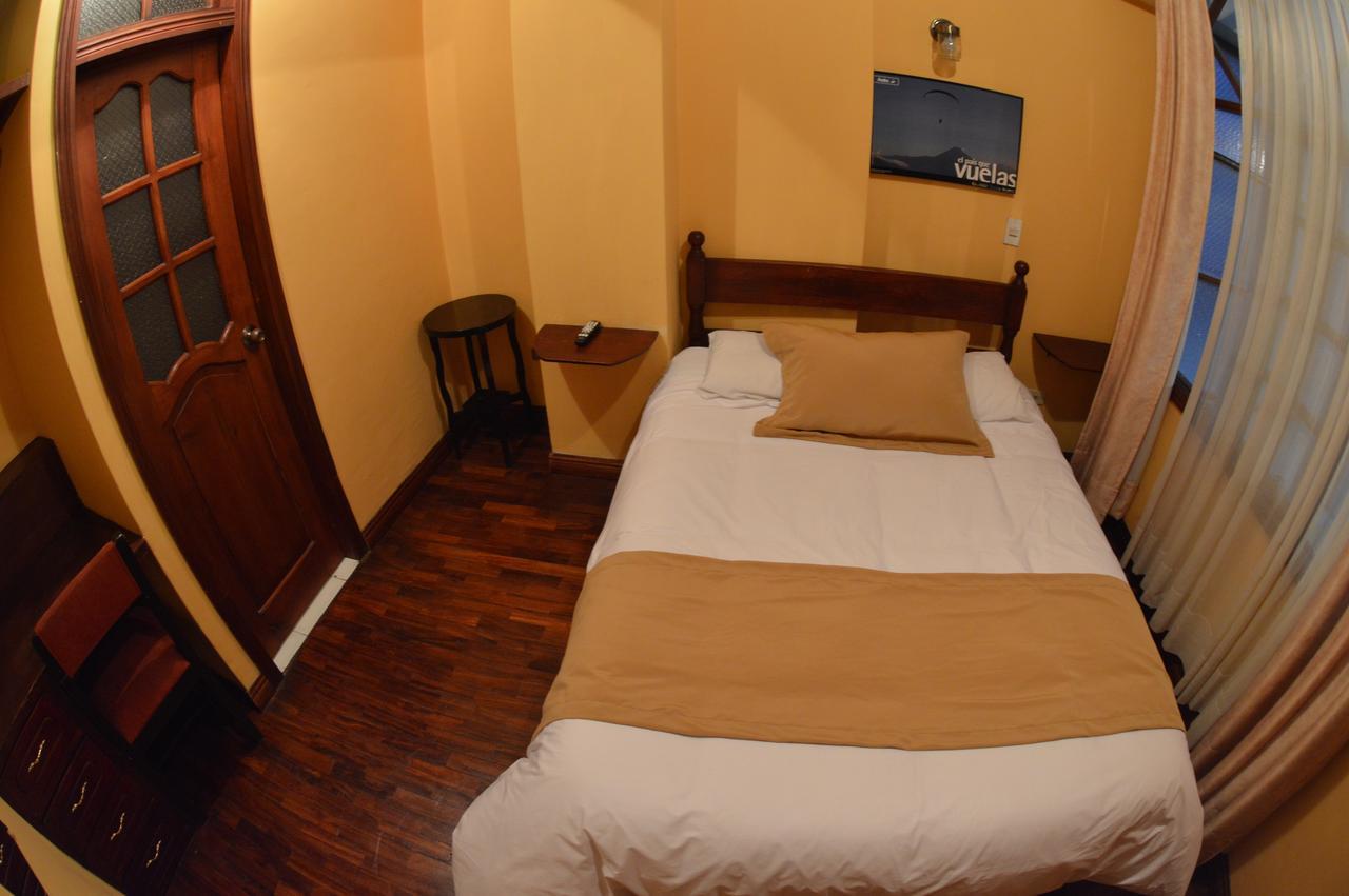 Hotel Estacion Риобамба Экстерьер фото